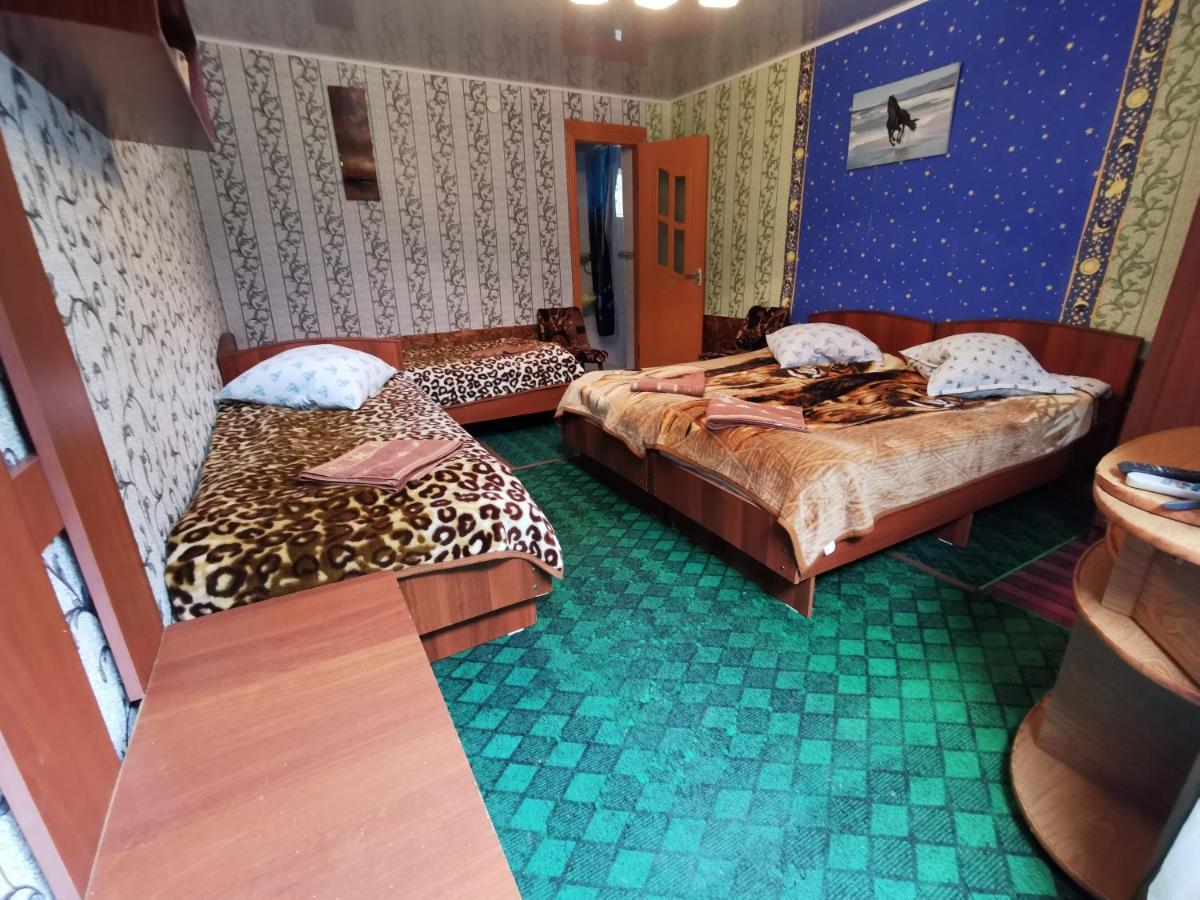 Petrovskaya Pristan 2 Hotell Tsjolpon-Ata Eksteriør bilde